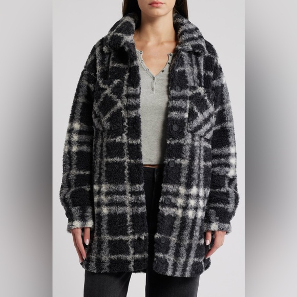 Thread & Supply Black and Gray Plaid Fleece Shirt Jacket. Very Soft NWOT - Picture 2 of 6